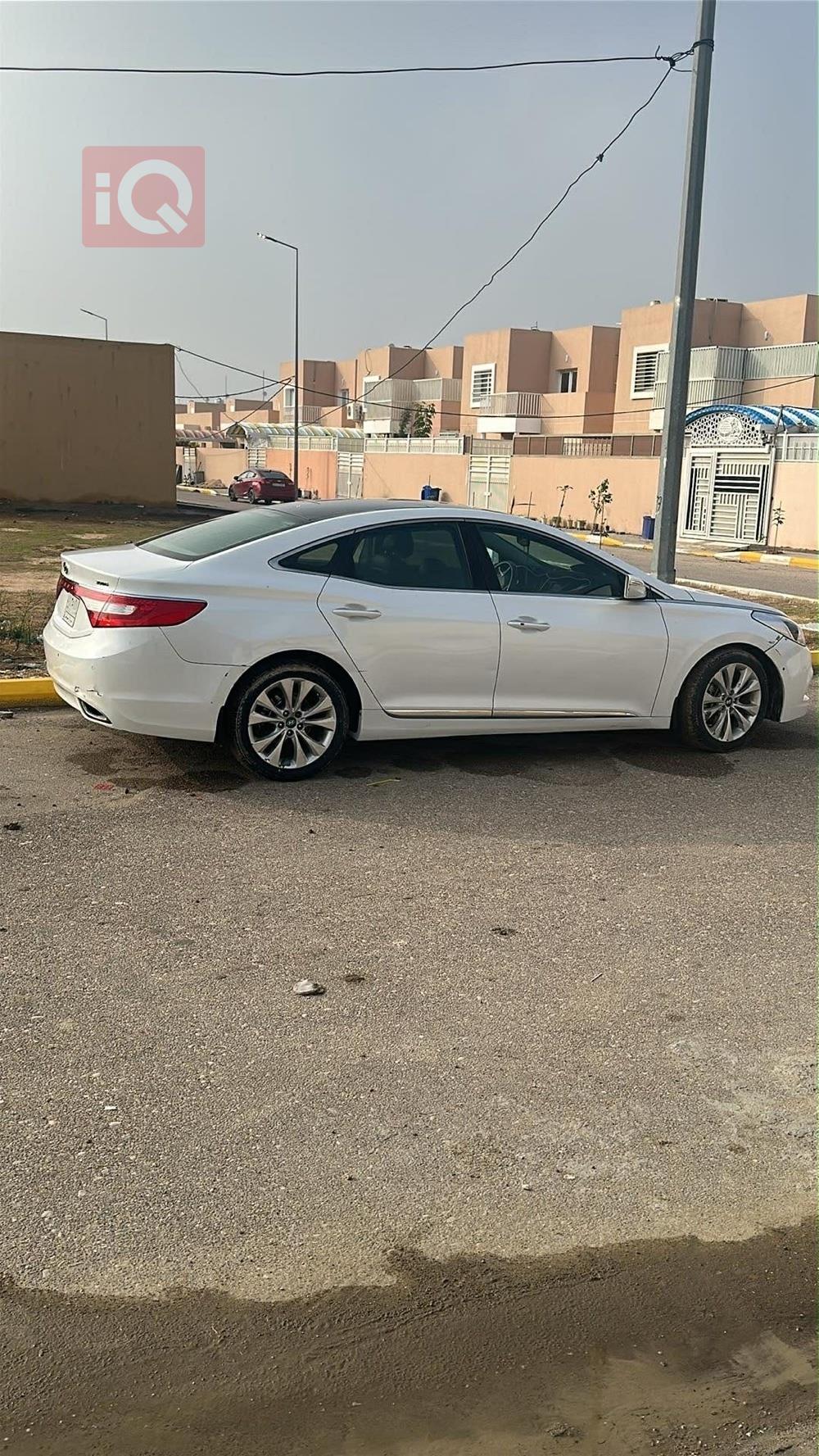 هيونداي أزيرا